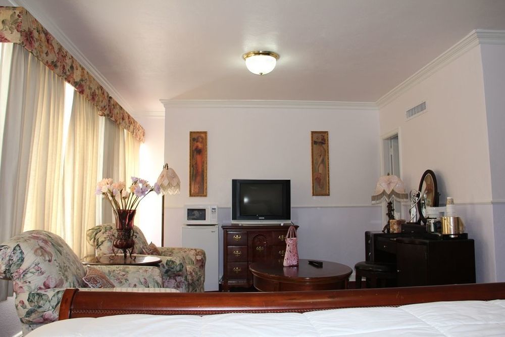 Americas Value Historic Hotel